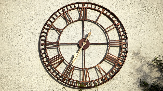 horloge murale originale 